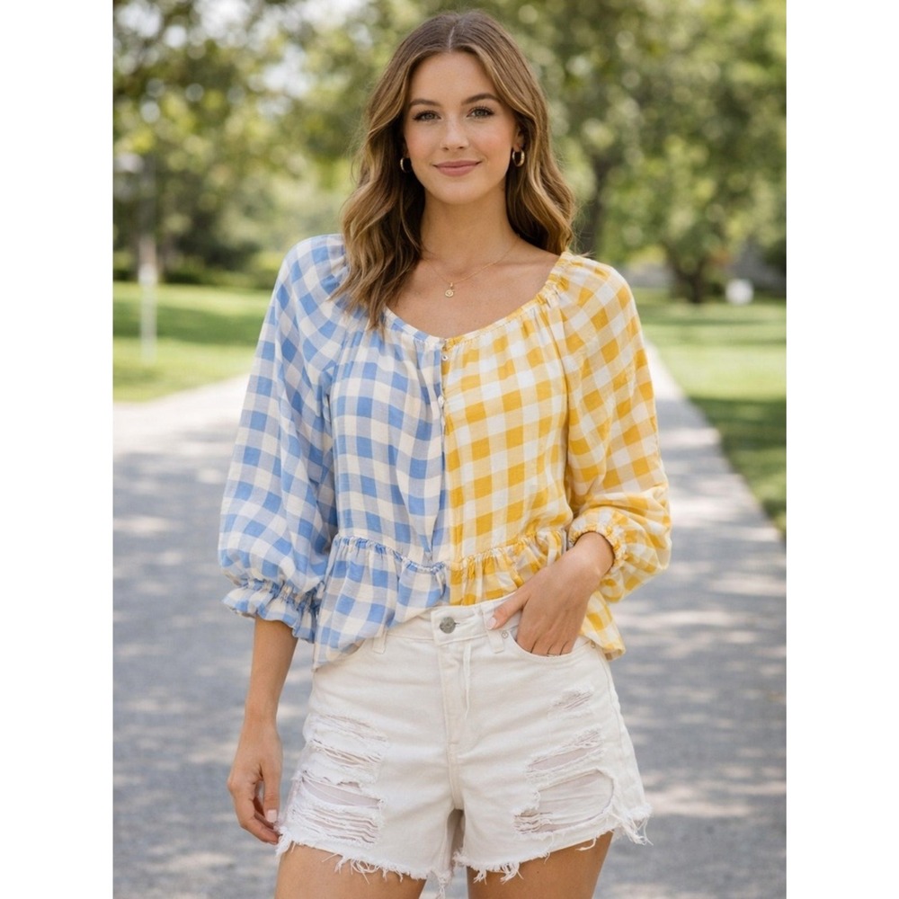 Adorable colorblock gingham top from Cato
